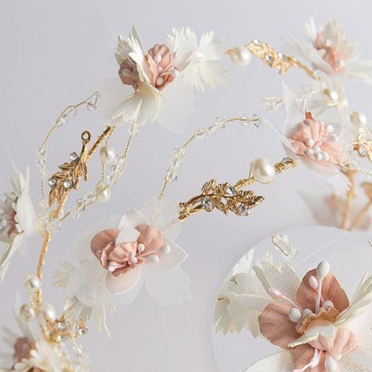 Set accesorii de par bentita si 5 agrafe cu flori si perle