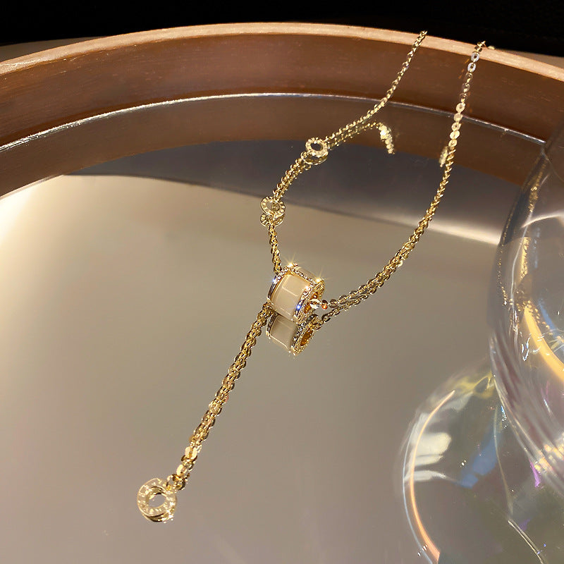 Colier cu cifre romane si pietre strass microincrustate