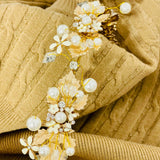 Diadema aurie stil baroc, cu flori si perle mari
