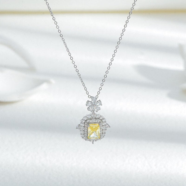Lantisor cu pandantiv dreptunghiular si cristal galben