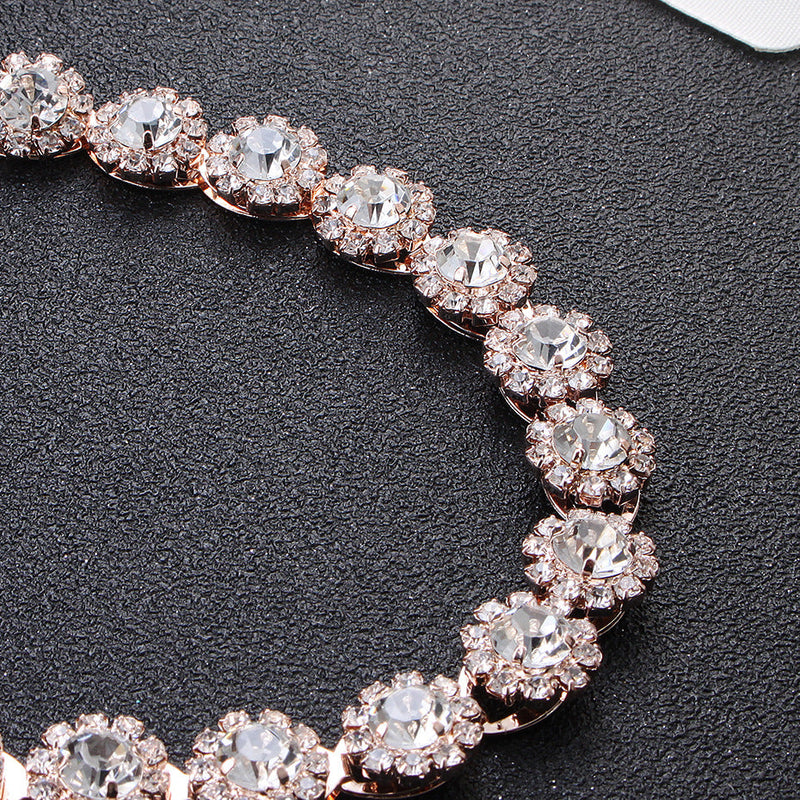 Accesoriu elegant, multifunctional