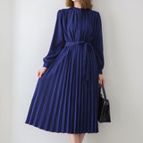 Rochie Codrinne bleumarin plisata, cu nasturi in fata si cordon accesorizat