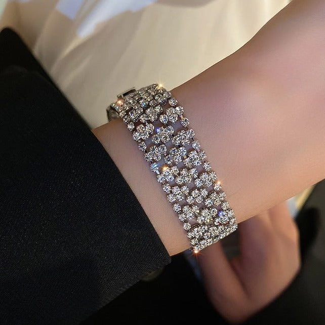 Bratara ajustabila lata, cu pietre strass