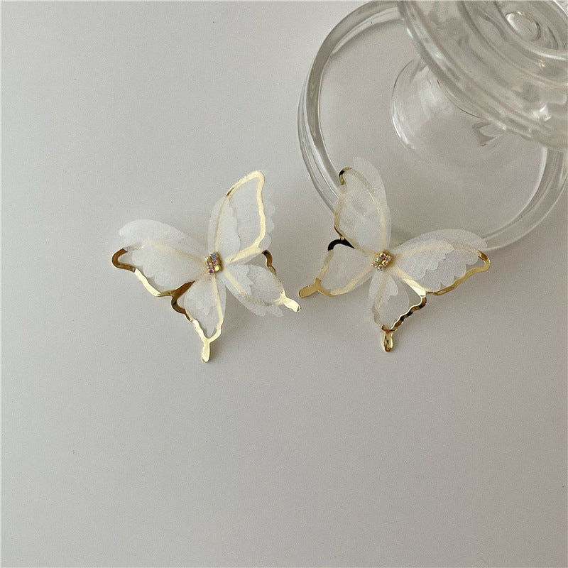 Cercei tip fluture din tulle, ace de argint 925
