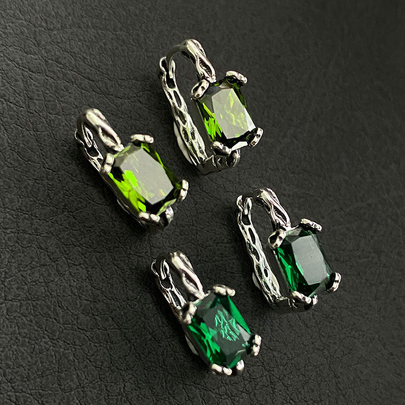Cercei cu piatra verde, ace de argint 925