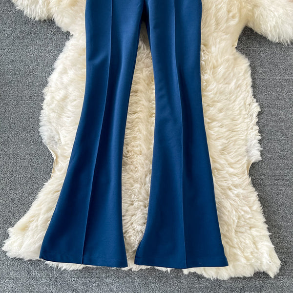Pantaloni evazati Zeona albastri cu talie inalta accesorizata cu nasturi si fermoar lateral