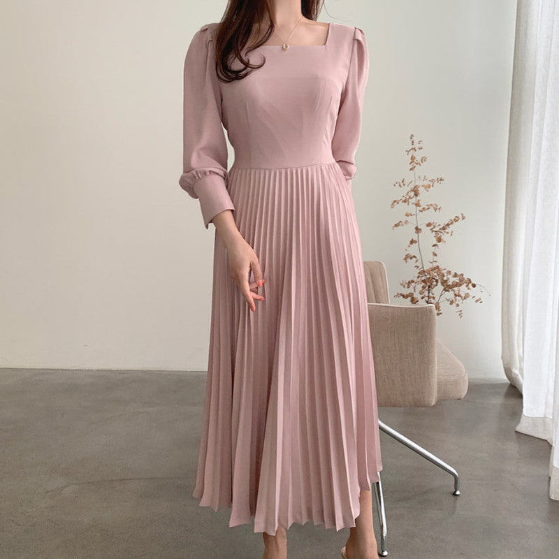 Rochie Simina roz accesorizata cu cordon