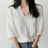 Camasa Nineta cu aplicatii florale brodate