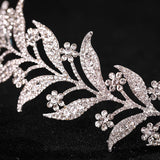 Diadema in forma de frunze si flori