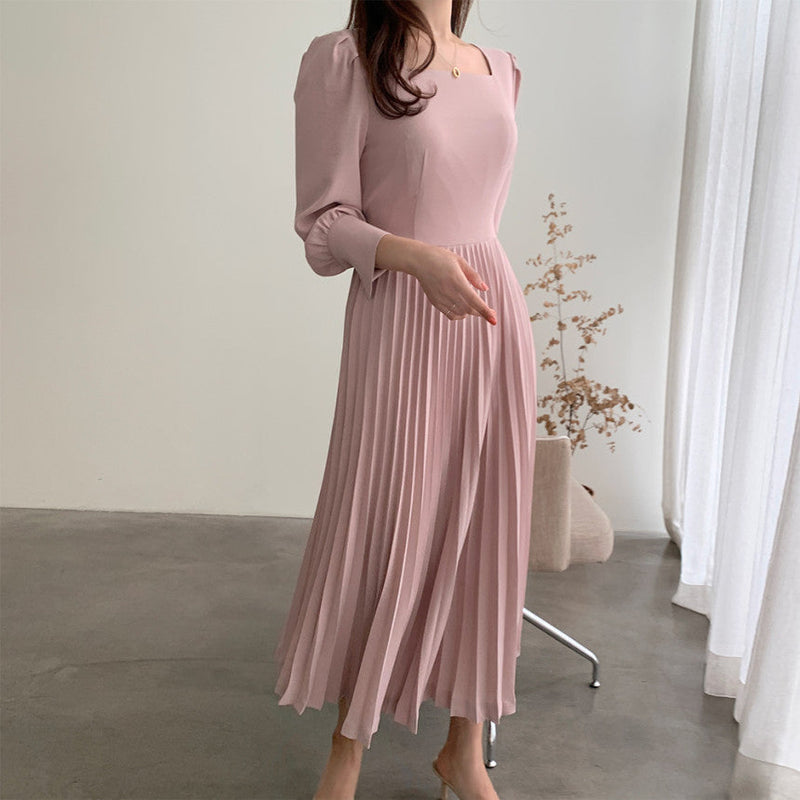 Rochie Simina roz accesorizata cu cordon