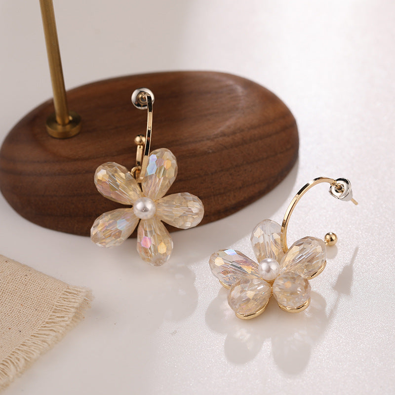 Cercei cu cristale in forma de floare si perla, ace de argint S925