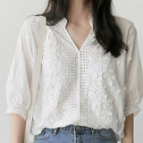 Camasa Nineta cu aplicatii florale brodate