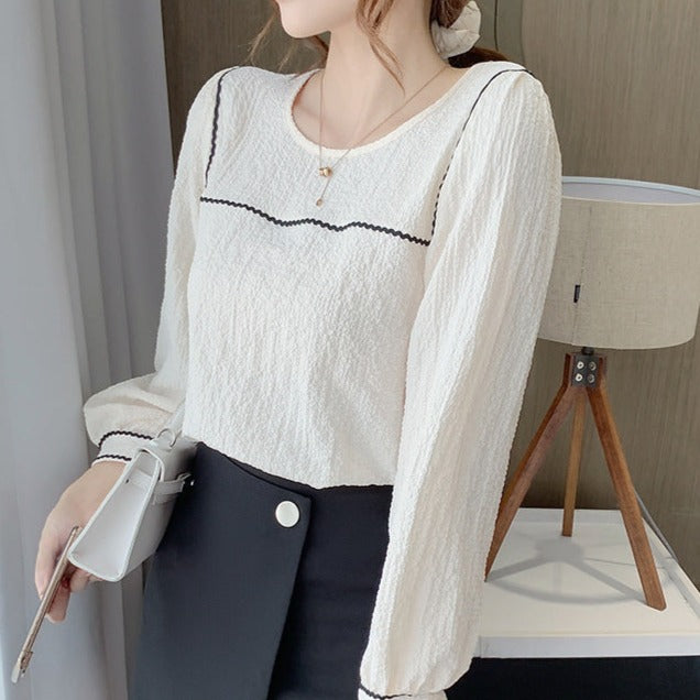Bluza Della crem din sifon cu maneci lungi