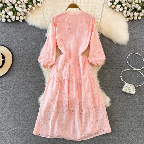 Rochie Malinda roz din dantela brodata