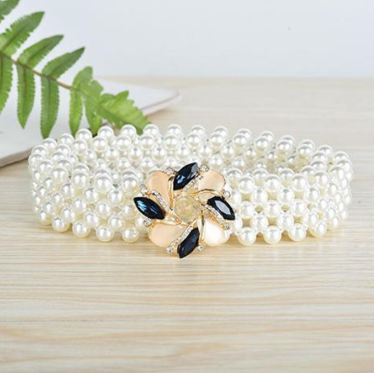 Curea elastica din perle cu catarama in forma de floare cu cristale