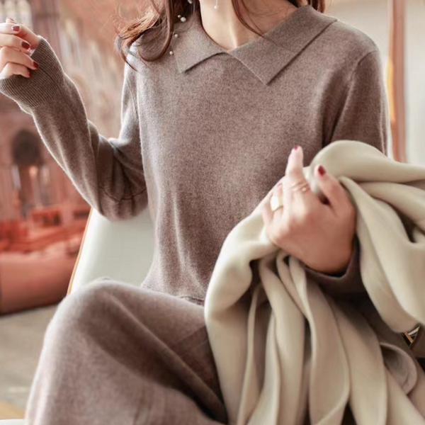 Rochie Nicolina lunga, maro din tricot fin si croiala dreapta