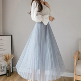 Fusta Perllis gri din tulle accesorizata cu perle