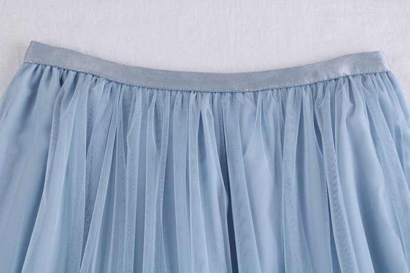 Fusta Zontya albastra din tulle cu banda elastica
